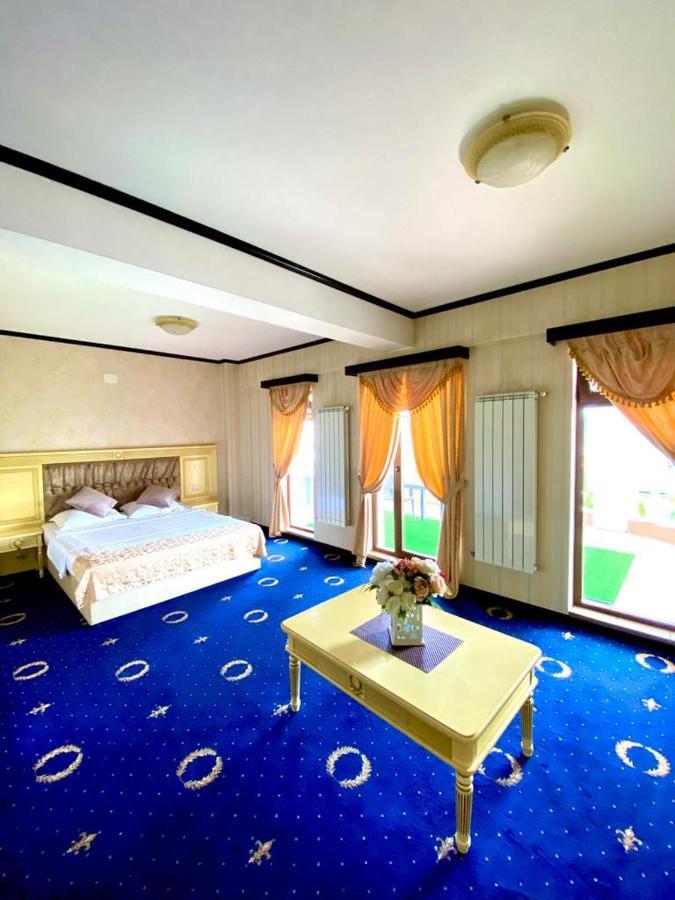 Hotel Premier Class Valea Lupului  Exterior photo