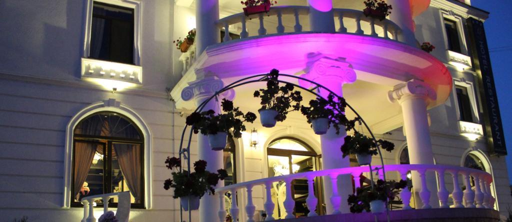 Hotel Premier Class Valea Lupului  Exterior photo