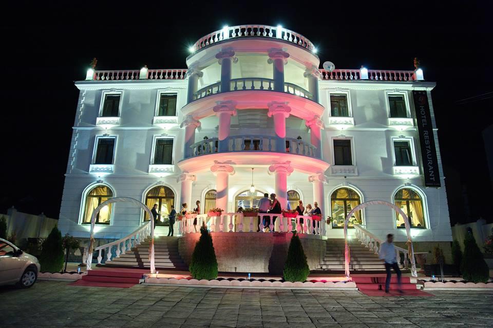 Hotel Premier Class Valea Lupului  Exterior photo